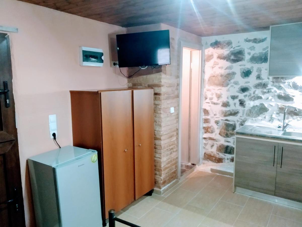 Panos Stone Tower Villa Paliros Екстериор снимка